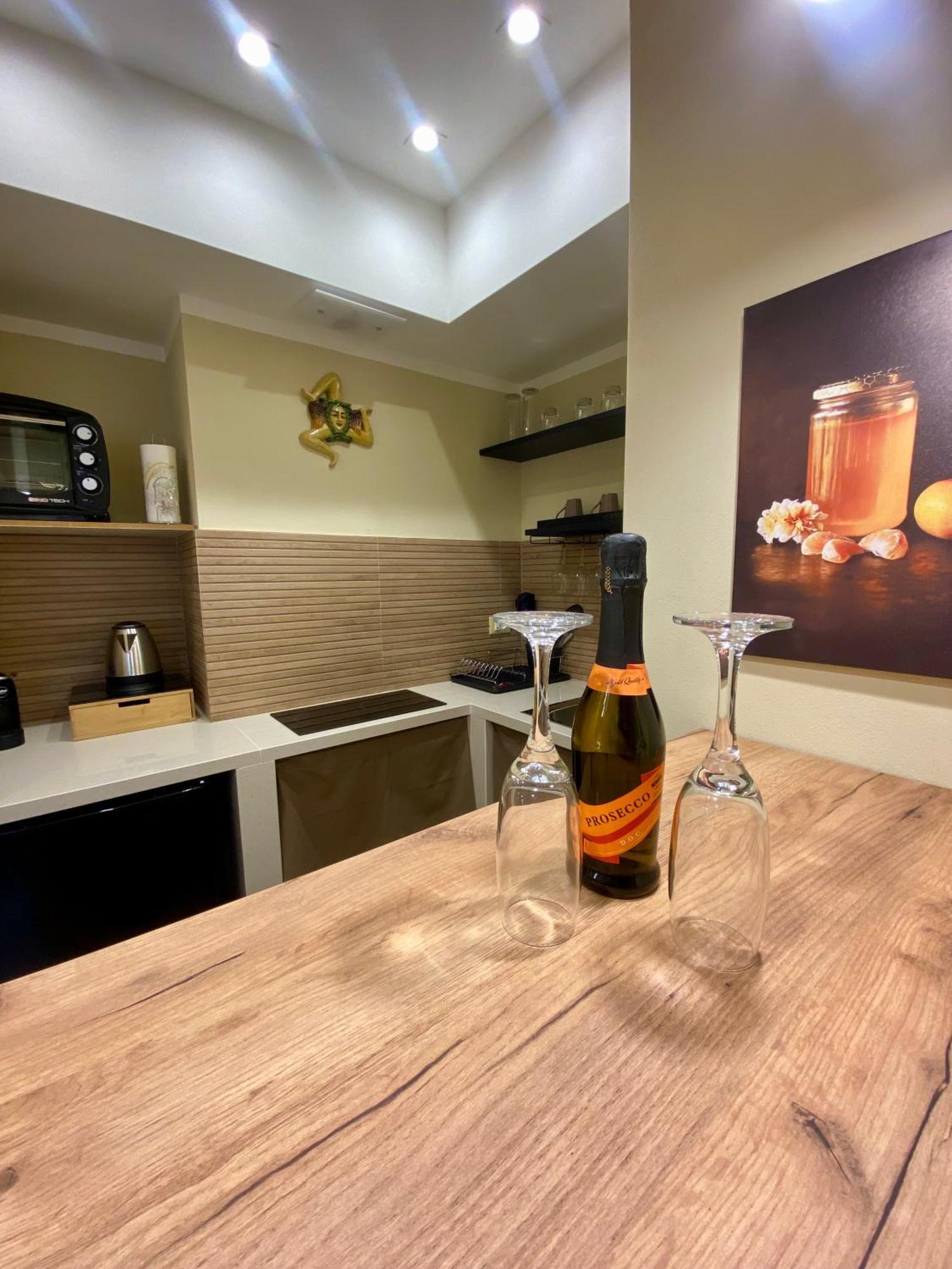 Il Conte Tasso Apartment Palermo Exterior foto